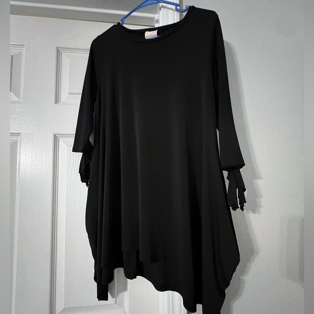 Zadie B’s Elegant Black Top
